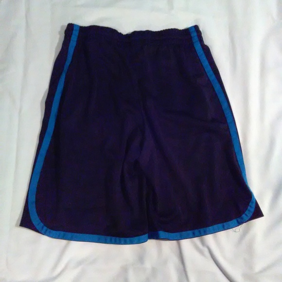 Old Navy Boy's jim shorts size 8M - Picture 2 of 4